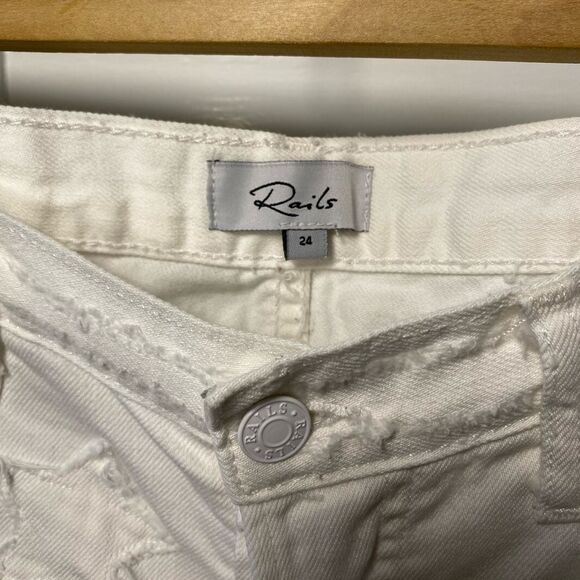 RAILS Logan Star Pattern Distressed Denim Shorts White Sz 24 - Picture 4 of 12